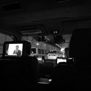 午夜福利温泉下的母孑
